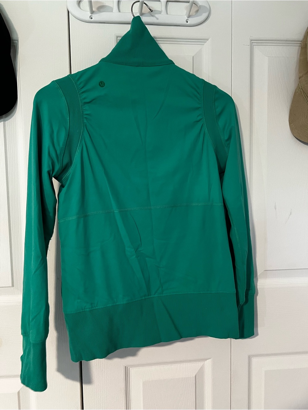 lululemon athletica Men's Teal Lightweight Full-Zip Jacket - Picture 2 of 5